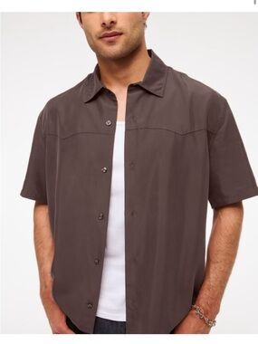 Abercrombie & Fitch Men's Short Sleeve Button-Down Shirt in Brown